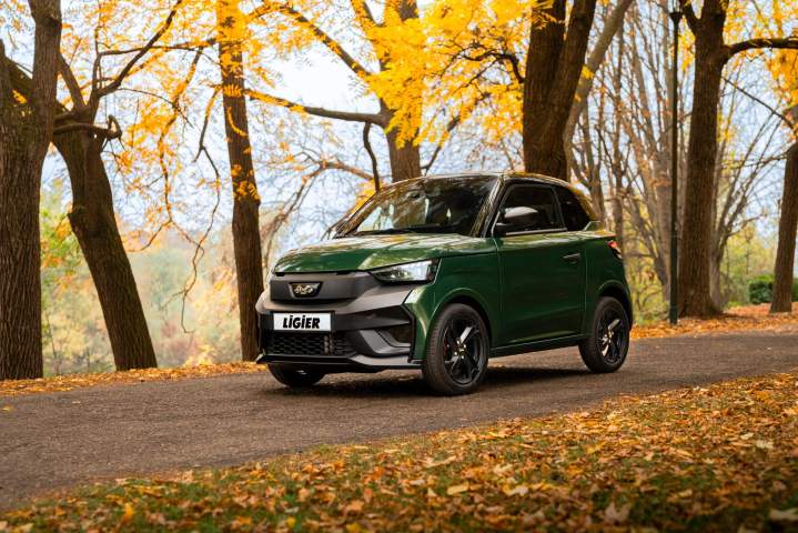 202511 Ligier Europe Autumn JS50 Elite Velvet Green Social Photo 20 Horizontal